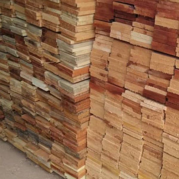 wood-plank-for-wood-pallet-vertical